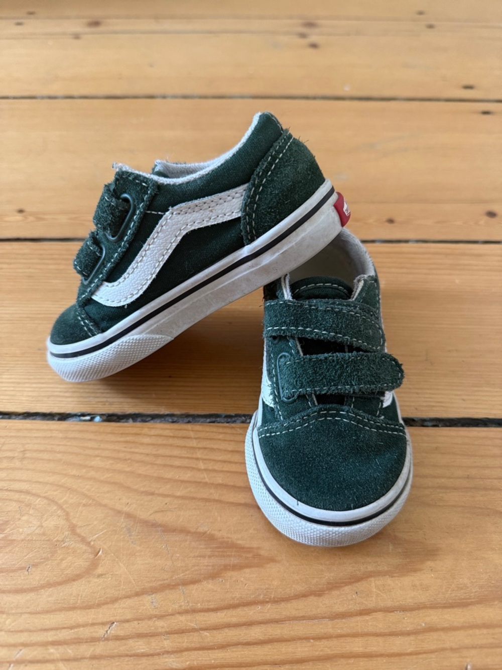 VANS Toddler Old Skool Velcro Sneakers - Forest Green with White Stripe